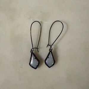 Kendra Scott Elegant Black and Opal-Like stone Drop Earrings